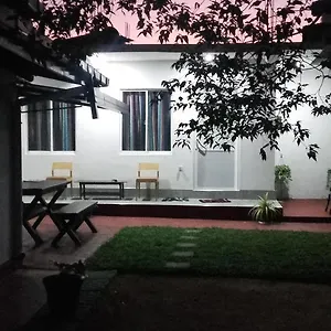 Araliya White House Homestay